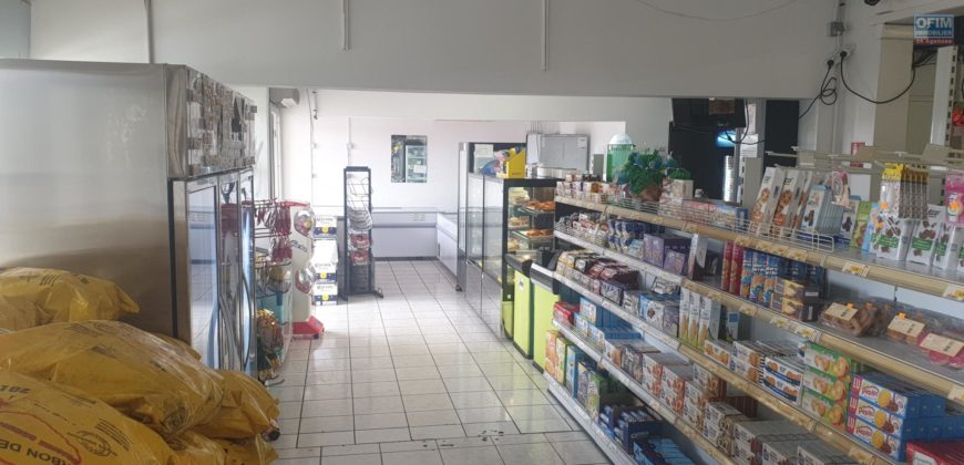 Fond de commerce alimentation générale, Saint Philippe