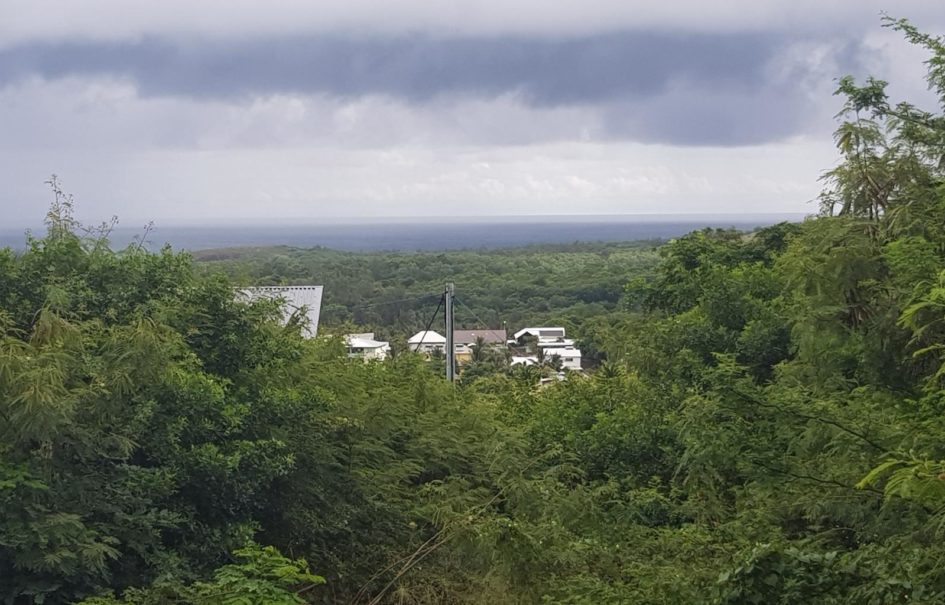 Terrain de 548 m2 avec vue mer et montagne, Etang Salé Terrain de 548 m2 avec vue mer et montagne, Etang Salé