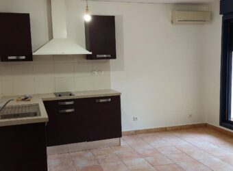 Sympathique appartement F2,  Sainte Clotilde
