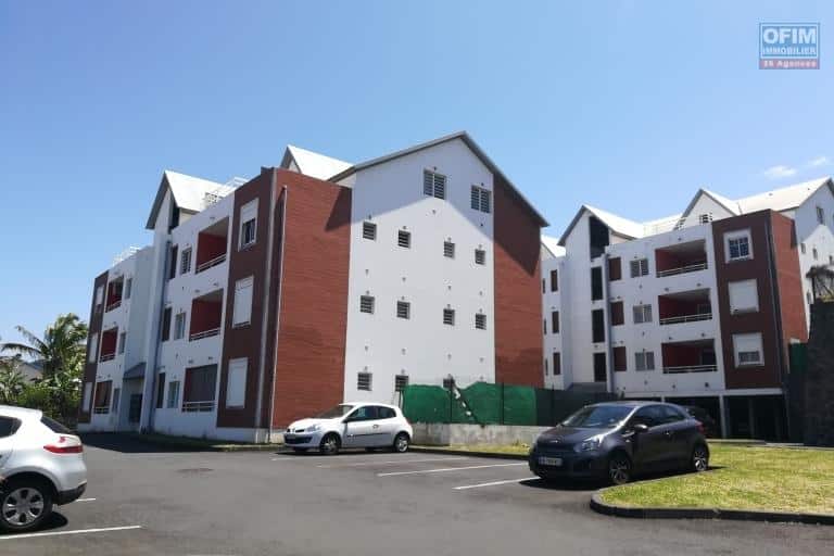 Appartement F2 situé dans une résidence, Saint Joseph
