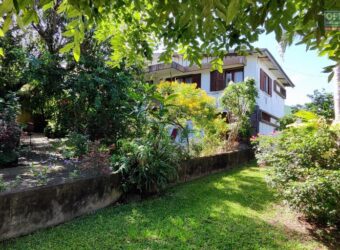 Maison F4 de 150 m2 sur 850 m2 de terrain, Saint Louis