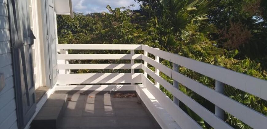 Superbe villa duplex de type F4 proche de la plage, Saint Pierre