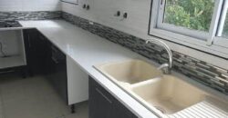 Spacieux appartement de type F2 situé proche de toutes commodité à Sainte Anne