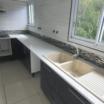 Spacieux appartement de type F2 situé proche de toutes commodité à Sainte Anne