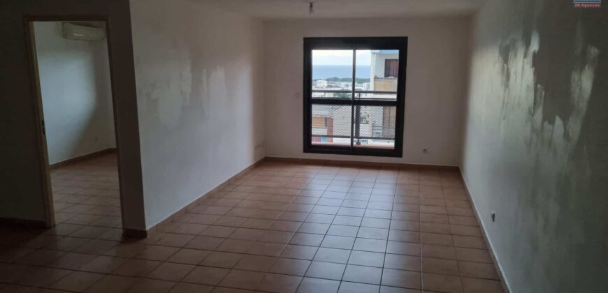 Superbe appartement T2 de 50 m2 proche des universités, Sainte Clotilde