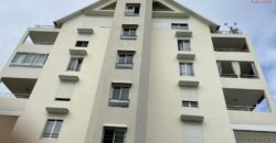 Lumineux appartement en plein centre-ville, Tampon