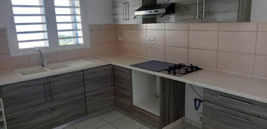 Maison de 104m2 à vendre dans le centre-ville de Piton St Leu