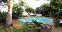 Superbe villa de 170 m2 sur 1000 m2 de jardin, Avirons