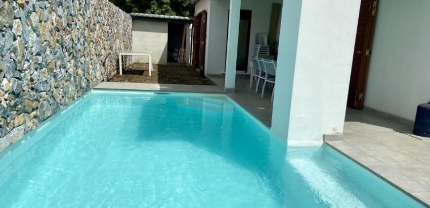 Belle villa neuve avec piscine, Saint Pierre