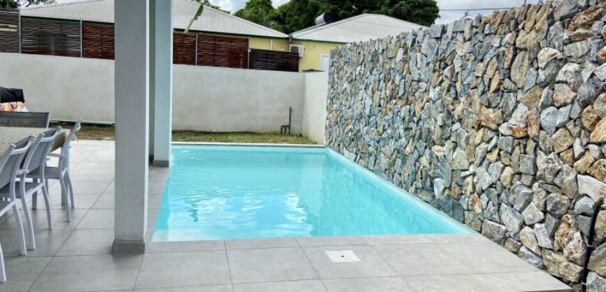 Belle villa neuve avec piscine, Saint Pierre
