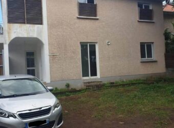 Location d’un chaleureux appartement de type F3, Saint Joseph