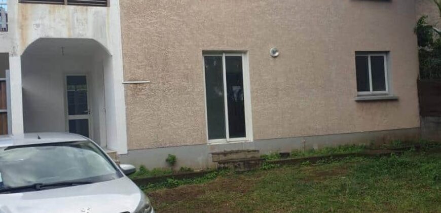 Location d’un chaleureux appartement de type F3, Saint Joseph
