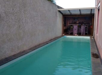 Charmante villa T5 avec piscine et vue mer, Tampon