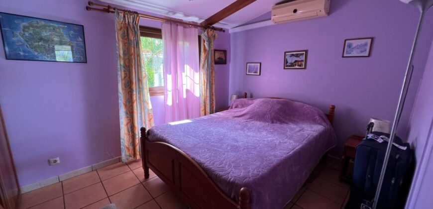 Somptueuse villa vue sur mer avec piscine, Entre deux