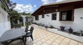 Somptueuse villa vue sur mer avec piscine, Entre deux