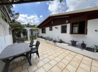 Somptueuse villa vue sur mer avec piscine, Entre deux