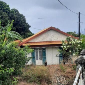 Case créole de 90 m2 demandant une rénovation, Sainte Rose