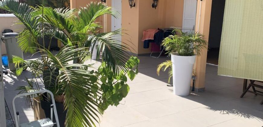 Superbe appartement de 106 m2 avec terrasse, Sainte Marie