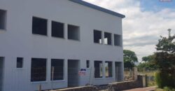 Local commercial de 100M2 avec vue montagne , Etang-Salé