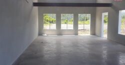 Local commercial de 100M2 avec vue montagne , Etang-Salé