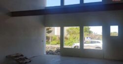 Local commercial de 100M2 avec vue montagne , Etang-Salé