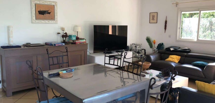 Grande maison de 142m2 de plein pieds La montagne à Saint Dénis