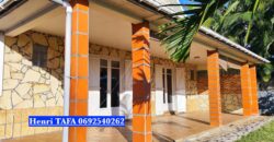 A vendre charmante villa T5 de 108 m2, située dans un lotissement résidentiel privé et prisé à Saint Joseph