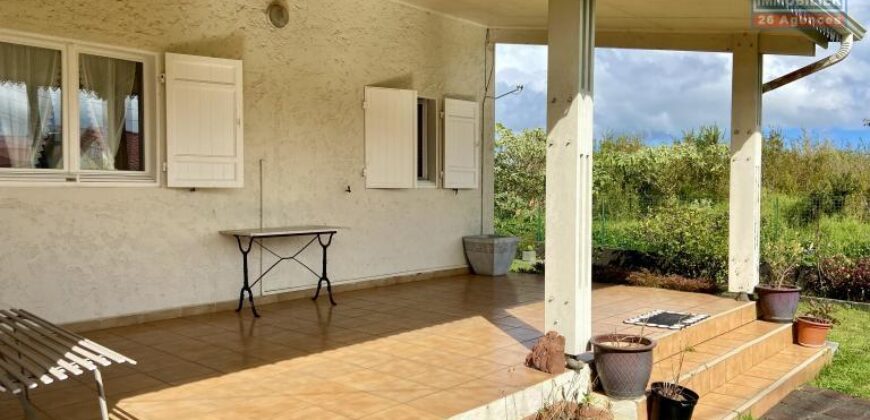 En vente une maison en excellente état nichée dans un beau cadre verdoyant, Plaine des Cafres