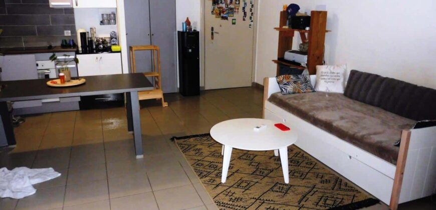 En vente un appartement T2 niché dans la résidence Orion au cœur du centre-ville de Saint-Leu