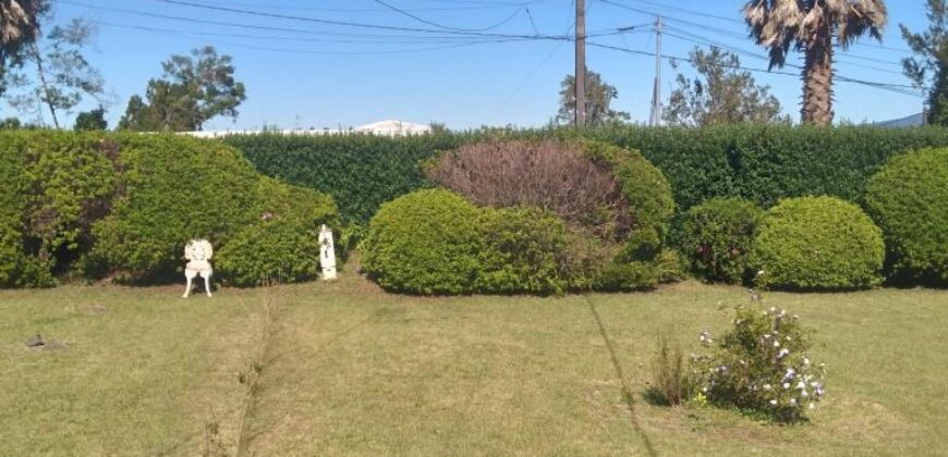 A vendre une villa T4 rénovée avec un très beau jardin clôturé et arboré à La Plaine des Cafres