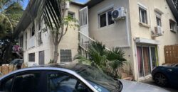 En vente une villa F6 de 150 m2 avec piscine au sel sans vis à vis nichée à Terre Sainte