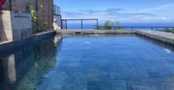En vente une superbe villa T5 avec piscine chauffée et vue mer située dans une impasse calme à Petite île