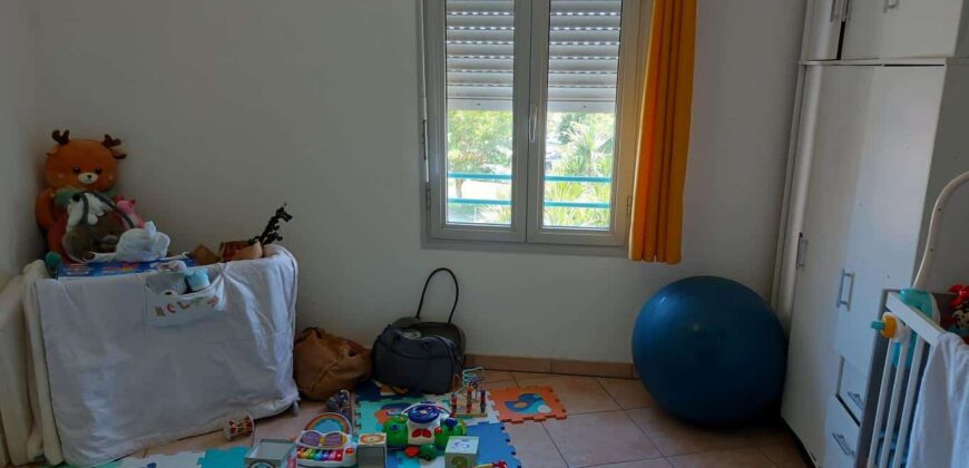 Charmant Appartement de 67 m2 habitable en vente à La Trinité-Saint Denis