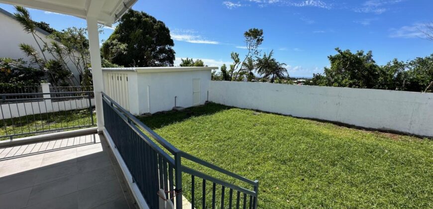 Location d’une spacieuse villa F5/6 avec cour clôturée dans un quartier résidentiel à Saint-André