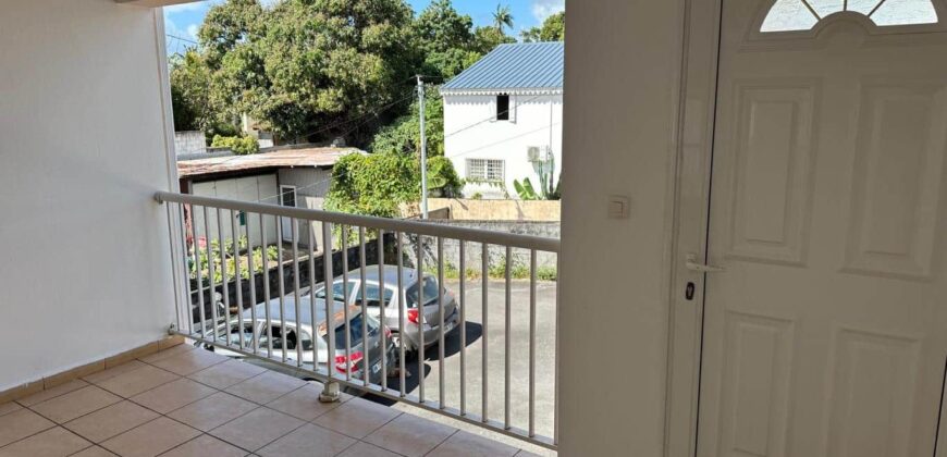 A vendre immeuble de 4 logements au centre ville de Saint-André