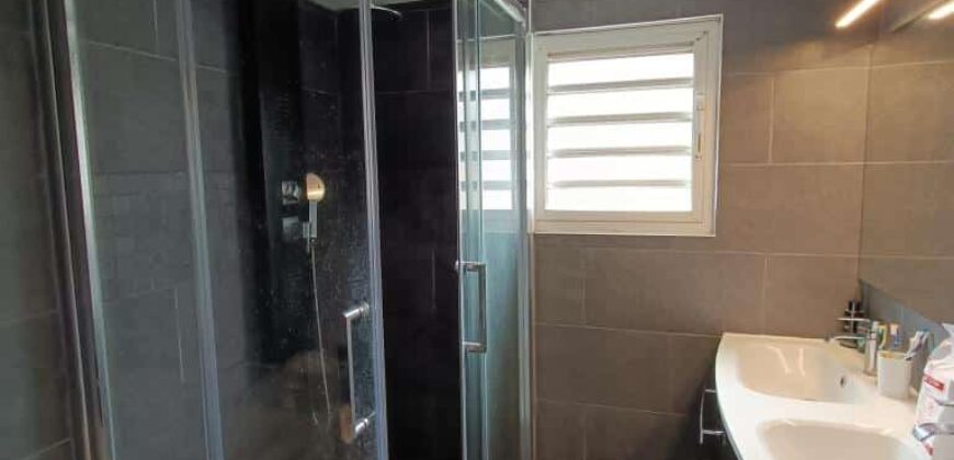 Vente d’un appartement moderne de 98 m² avec jardin dans le quartier calme de Cambuston à Saint-André