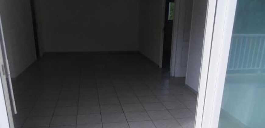 A louer : Villa T3 de 88 m² avec grande terrasse à Sainte-Suzanne