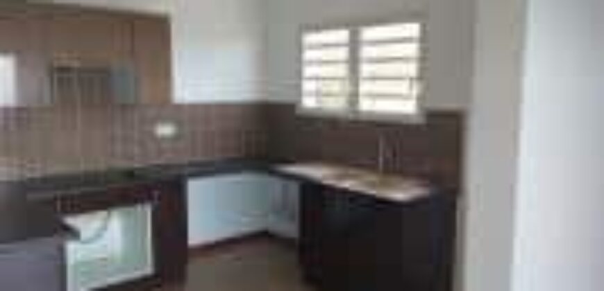 A louer appartement T4 de 84 m² avec vue imprenable sur la mer au Portail Saint-Leu. A louer appartement T4 de 84 m² avec vue imprenable sur la mer au Portail Saint-Leu.