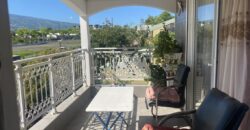 Vente d’une spacieuse villa de 218 m² sur terrain piscinable de 395 m² située en plein centre-ville du Port