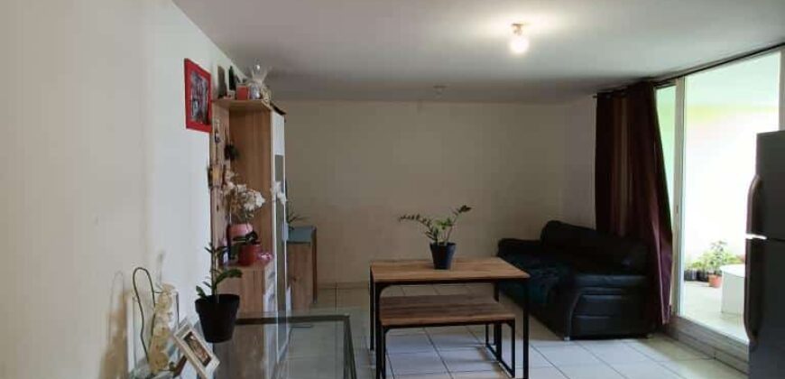 A vendre appartement F3 de 70 m² avec varangue, au centre-ville de Saint-André