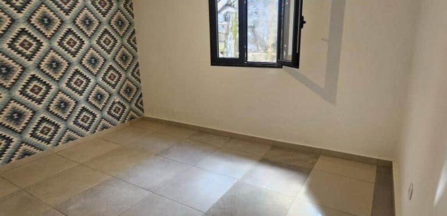 A louer villa T4 entièrement rénovée avec vue mer située à Trois Bassins