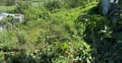 A vendre un terrain de 200 m2 situé dans le secteur calme et recherché de Mont Vert Les Bas