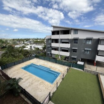 A vendre un appartement T2 récent situé en plein centre-ville de L’Etang Salé