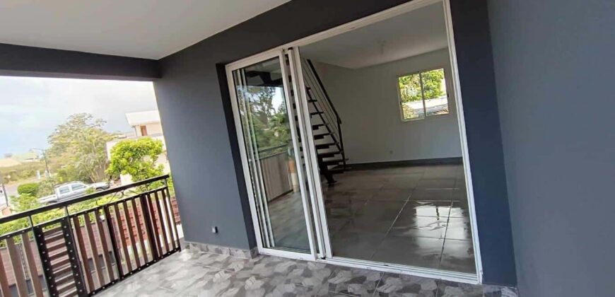 A vendre un ensemble immobilier neuf de 5 appartements à proximité du centre-ville de Saint-Louis