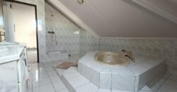 A vendre villa F5 atypique de 198 m² avec toit cathédrale à Saint-Benoît