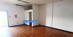 A louer local commercial ou professionnel de 44.43 m2 situé en plein centre-ville de Saint Joseph