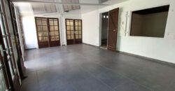 A vendre une villa F5 de 130m2 avec grand garage à Sainte Anne