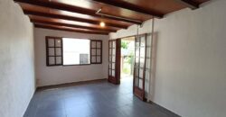 A vendre une villa F5 de 130m2 avec grand garage à Sainte Anne