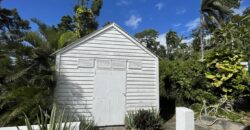 A vendre une charmante villa F4 avec deux T2 indépendants sur un terrain de 1800m2 à Saint Denis