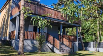 A louer une charmante villa de 120 m2 située dans le secteur recherché de Montée Sono